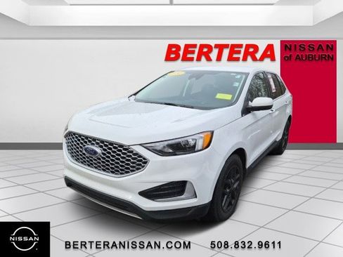Used 2024 Ford Edge SEL image 5