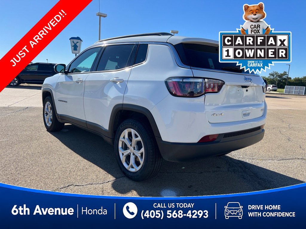 Used 2024 Jeep Compass Latitude AWD/4WD image 7