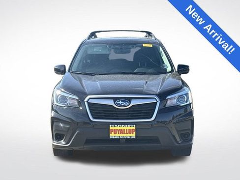 Used 2019 Subaru Forester Premium AWD/4WD image 3