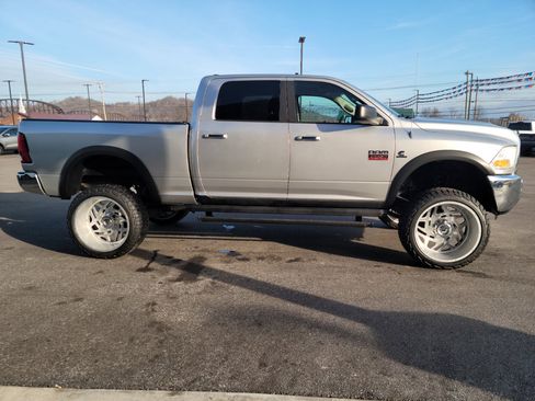 Used 2012 RAM 2500 SLT image 24