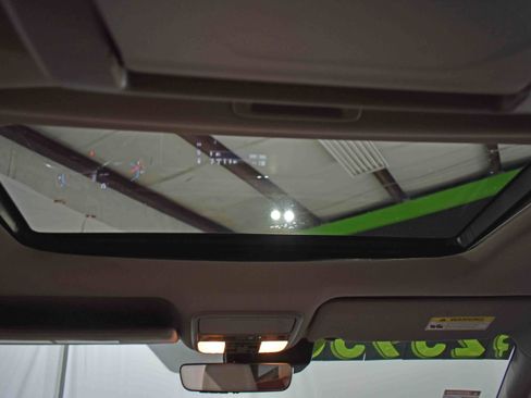 Used 2020 Honda Pilot Touring image 34