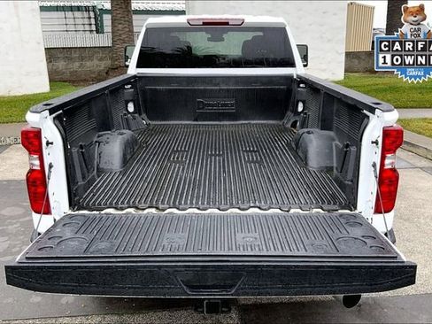 Used 2024 Chevrolet Silverado 2500 LT image 36