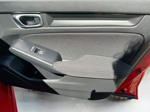 Used 2023 Honda Civic LX image 30