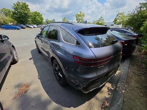 Used 2026 Genesis GV70 2.5T Sport Prestige AWD/4WD image 4