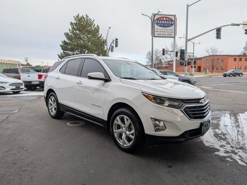 Used 2019 Chevrolet Equinox LT image 1