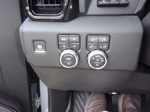 Used 2024 GMC Sierra 1500 AT4X w/ AT4X AEV Edition image 61