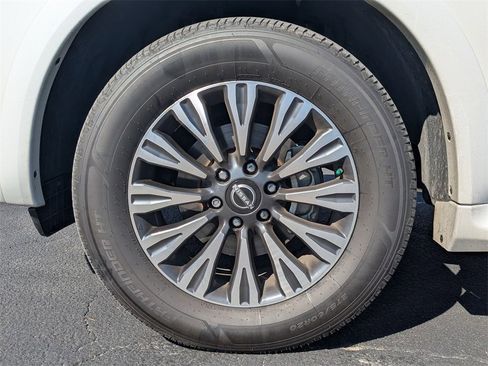 Used 2022 Nissan Armada SL w/ Midnight Edition Package image 22