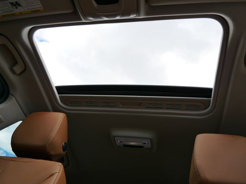 Used 2015 BMW 335i Sedan image 25