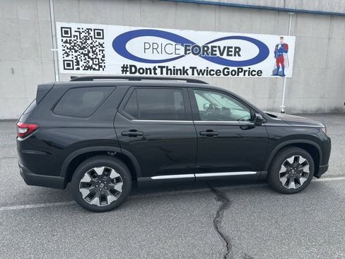 New 2026 Honda Pilot Touring image 6