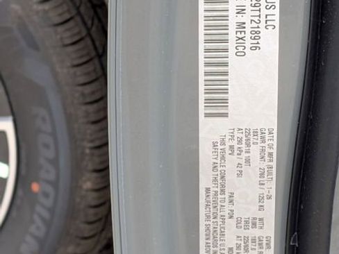 New 2026 Jeep Cherokee Laredo AWD/4WD image 28