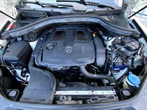 Used 2015 Mercedes-Benz ML 350 4MATIC image 30