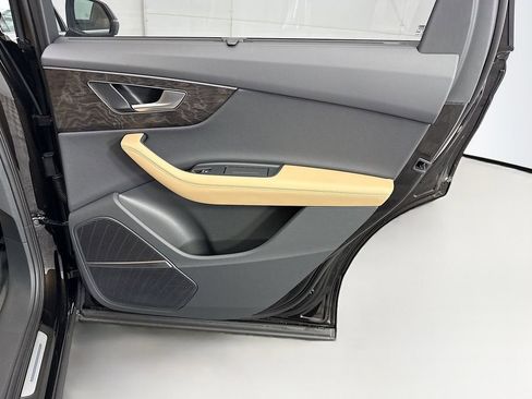 Used 2026 Audi Q7 3.0T Premium Plus w/ Premium Plus Package image 27