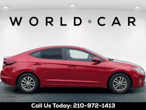 Used 2019 Hyundai Elantra ECO FWD image 2