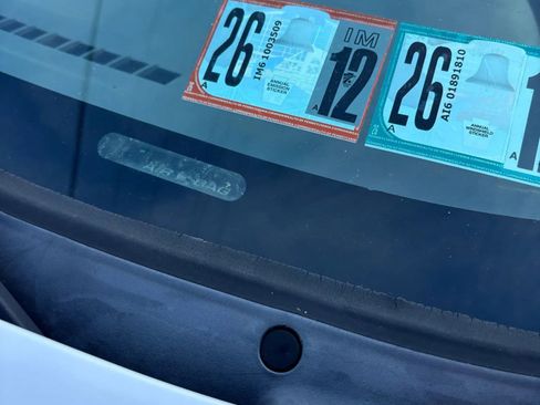 Used 2002 Ford Escape XLS image 11