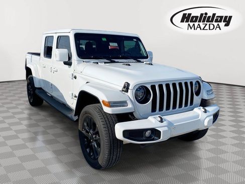 Used 2022 Jeep Gladiator Overland AWD/4WD image 1