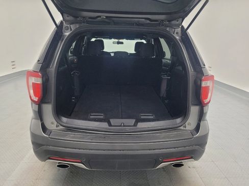 Used 2018 Ford Explorer XLT w/ Class II Trailer Tow Package image 29