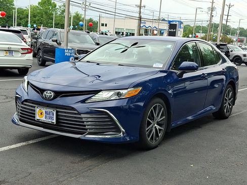 Used 2024 Toyota Camry XLE w/ Cold Weather Package AWD/4WD image 2