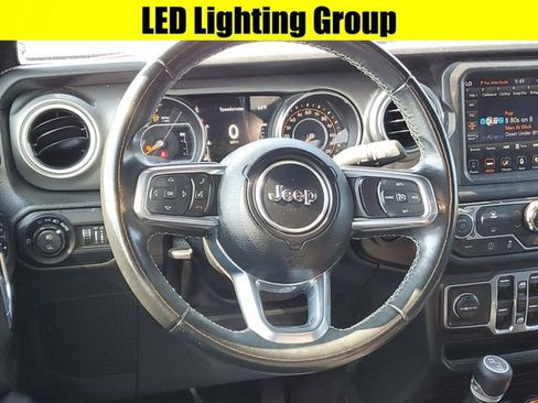 Used 2022 Jeep Gladiator Overland w/ LED Lighting Group image 11
