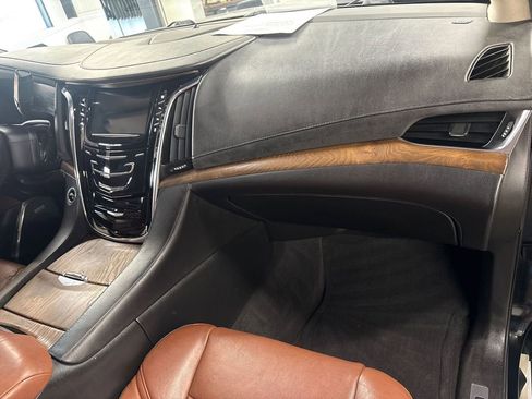 Used 2016 Cadillac Escalade ESV Premium AWD/4WD image 50
