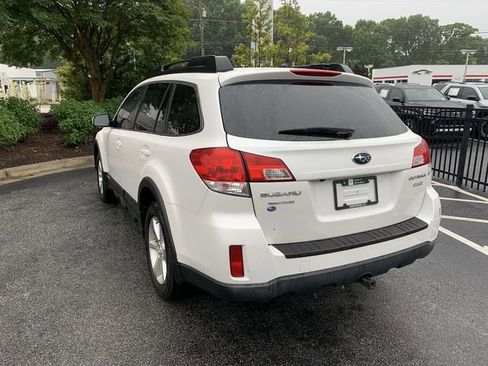Used 2014 Subaru Outback 2.5i Limited AWD/4WD image 6