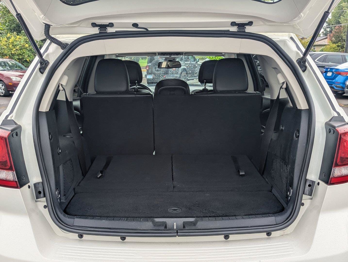 Used 2020 Dodge Journey Crossroad FWD image 30