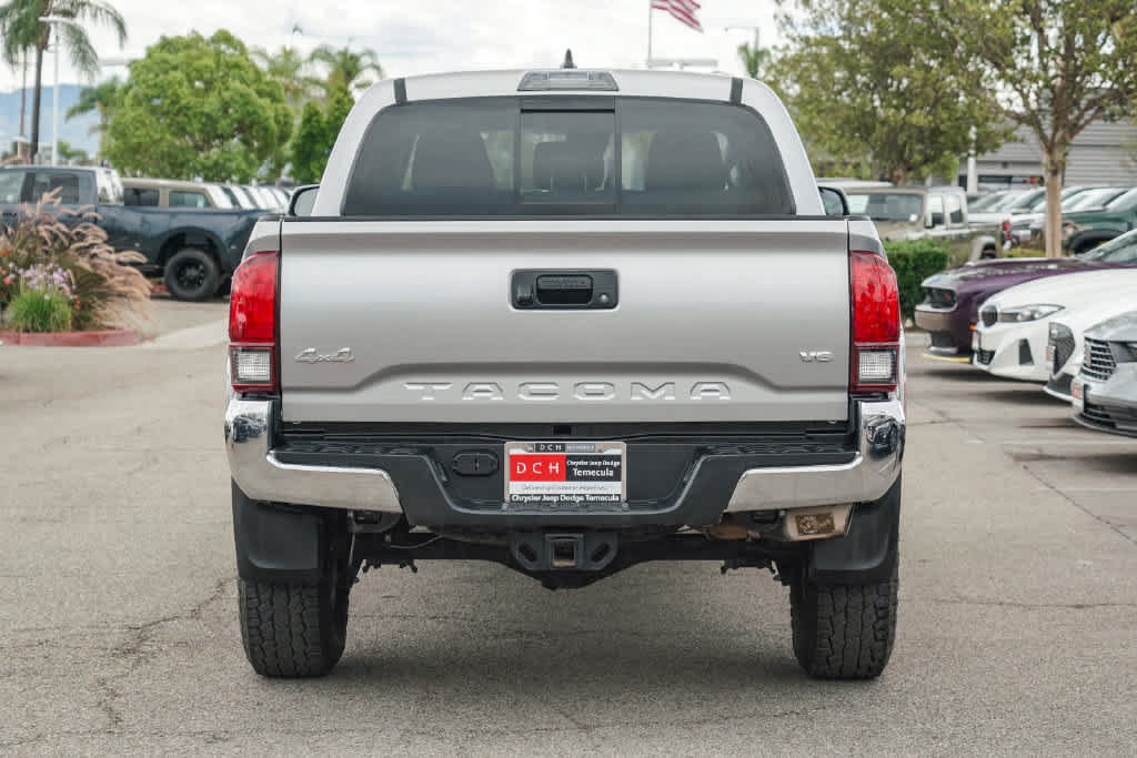 Used 2019 Toyota Tacoma SR5 AWD/4WD image 5