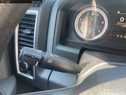 Used 2016 RAM 2500 SLT AWD/4WD image 28