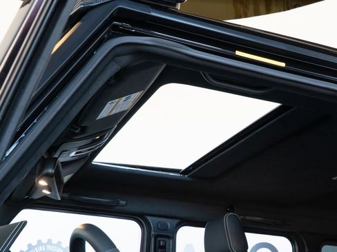 Used 2017 Mercedes-Benz G 550 Squared image 70