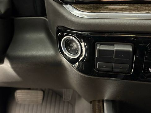 Used 2025 Chevrolet Silverado 1500 LT Trail Boss w/ Convenience Package II image 29