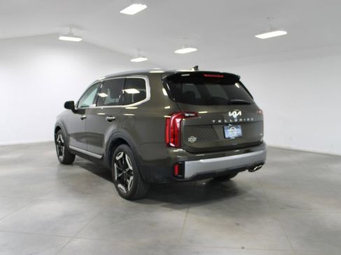 Used 2025 Kia Telluride S AWD/4WD image 7