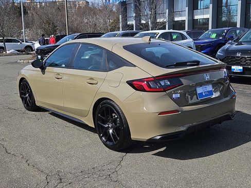 Used 2025 Honda Civic Sport image 4