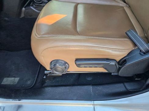 Used 2022 Jeep Wrangler Unlimited Rubicon 4xe AWD/4WD image 14