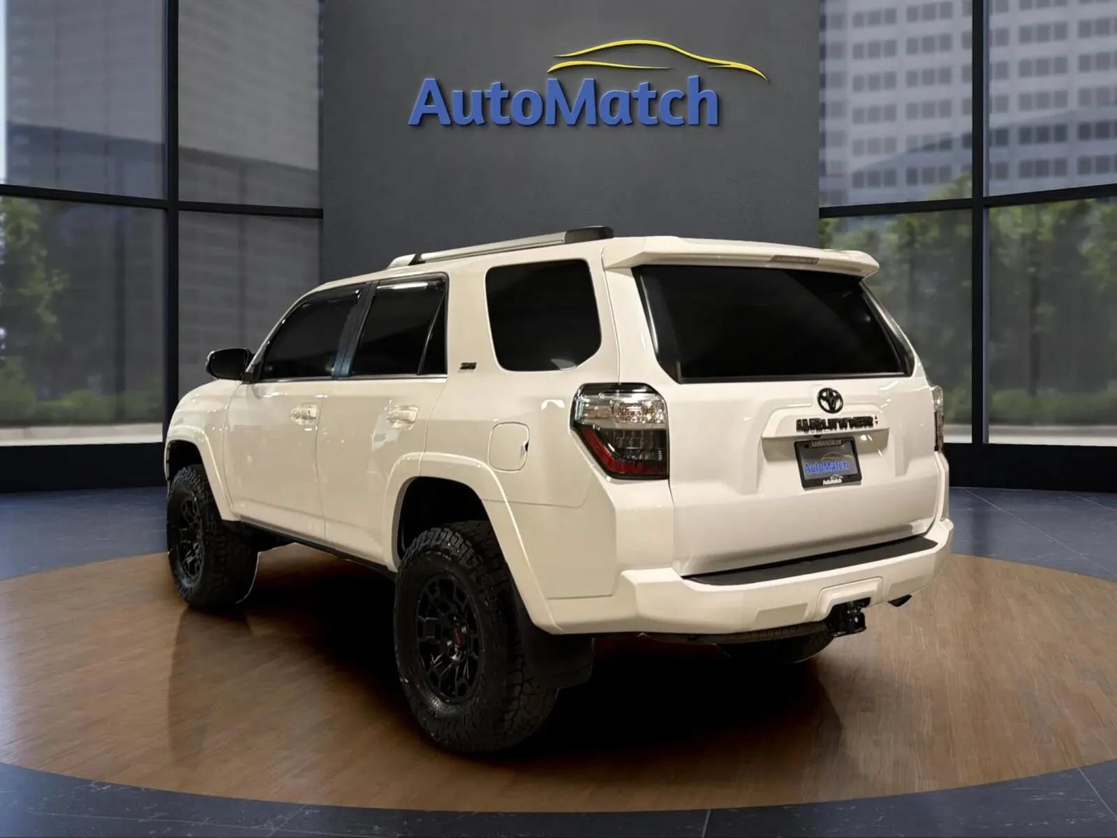 Used 2023 Toyota 4Runner SR5 Premium w/ Moonroof Package AWD/4WD image 8