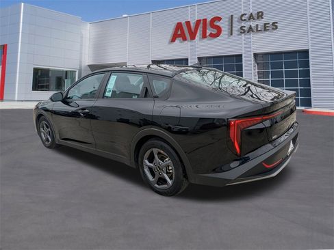 Used 2025 Kia K4 LXS image 9