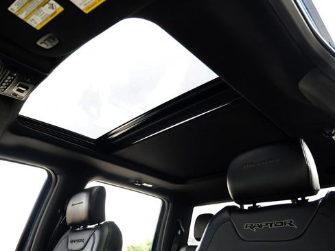 Used 2019 Ford F150 Raptor w/ Equipment Group 802A Luxury AWD/4WD image 4