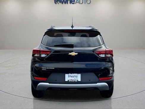 Used 2023 Chevrolet TrailBlazer LT w/ Convenience Package image 4