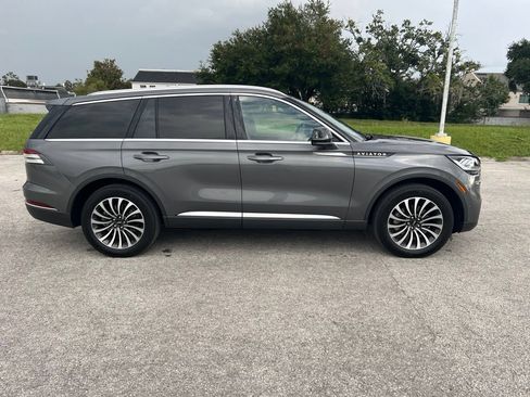 Used 2023 Lincoln Aviator Reserve w/ Elements Package Plus AWD/4WD image 2