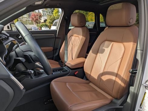 Used 2024 Audi Q3 2.0T Premium Plus image 29