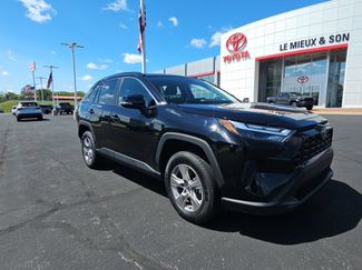 Used 2025 Toyota RAV4 XLE AWD/4WD video 1