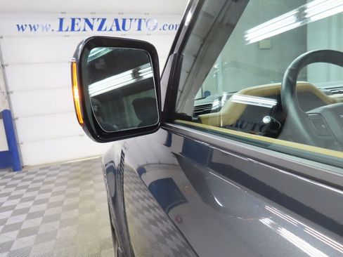 Used 2023 Land Rover Defender 90 X image 68