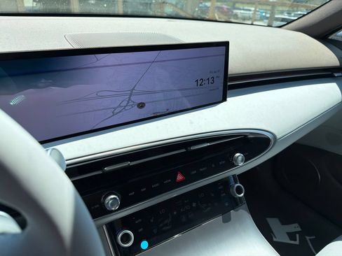New 2026 Genesis GV70 2.5T Advanced AWD/4WD image 11