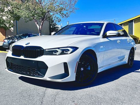 Used 2023 BMW 330i Sedan w/ M Sport Package RWD image 2