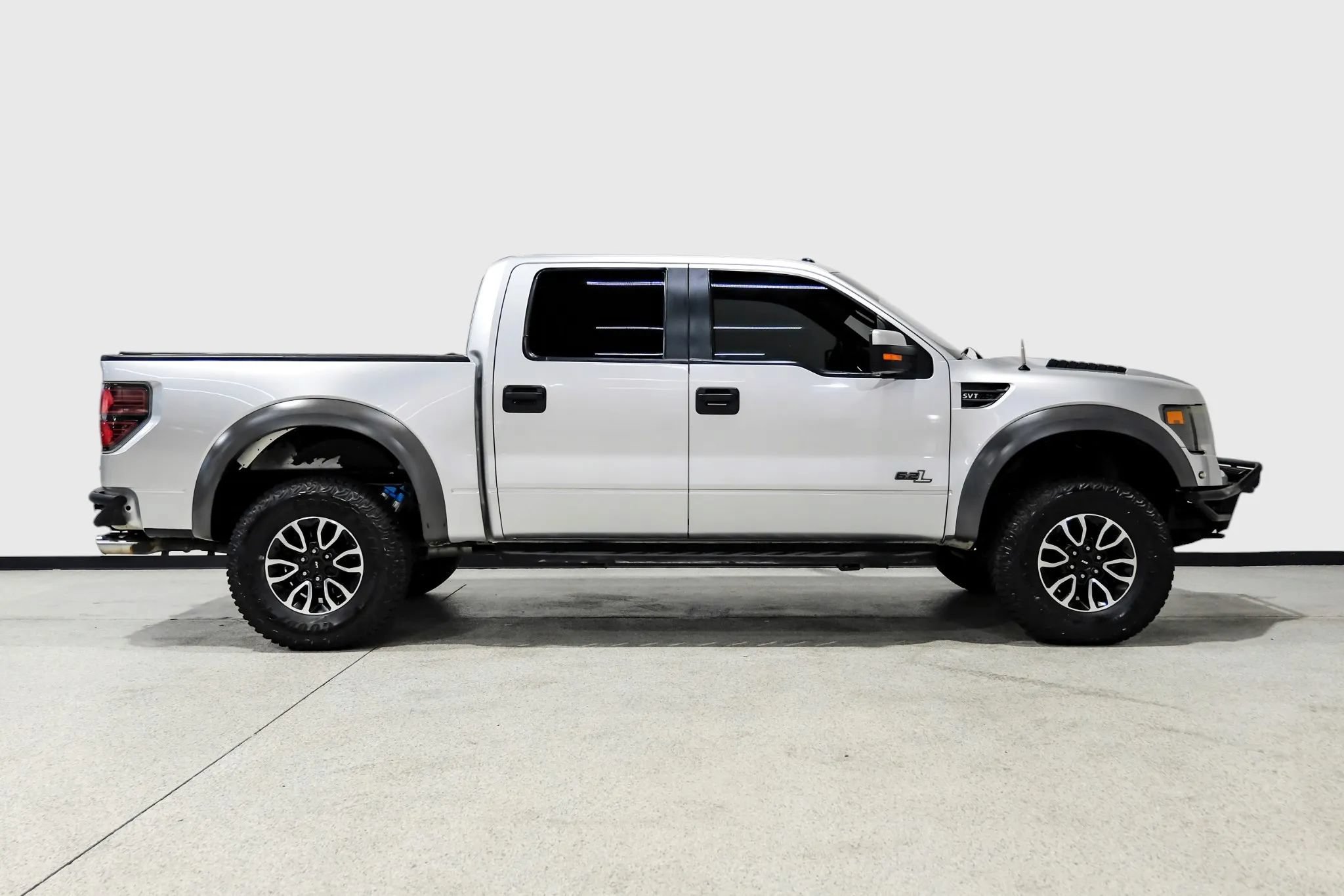 Used 2014 Ford F150 Raptor w/ Equipment Group 801A Luxury AWD/4WD image 5