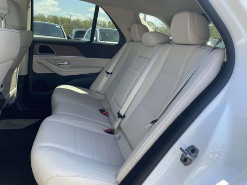 Certified 2025 Mercedes-Benz GLE 350 4MATIC image 12