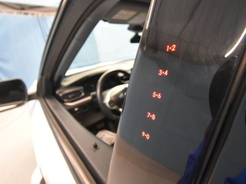 Used 2023 Ford Explorer XLT w/ Equipment Group 202A image 4