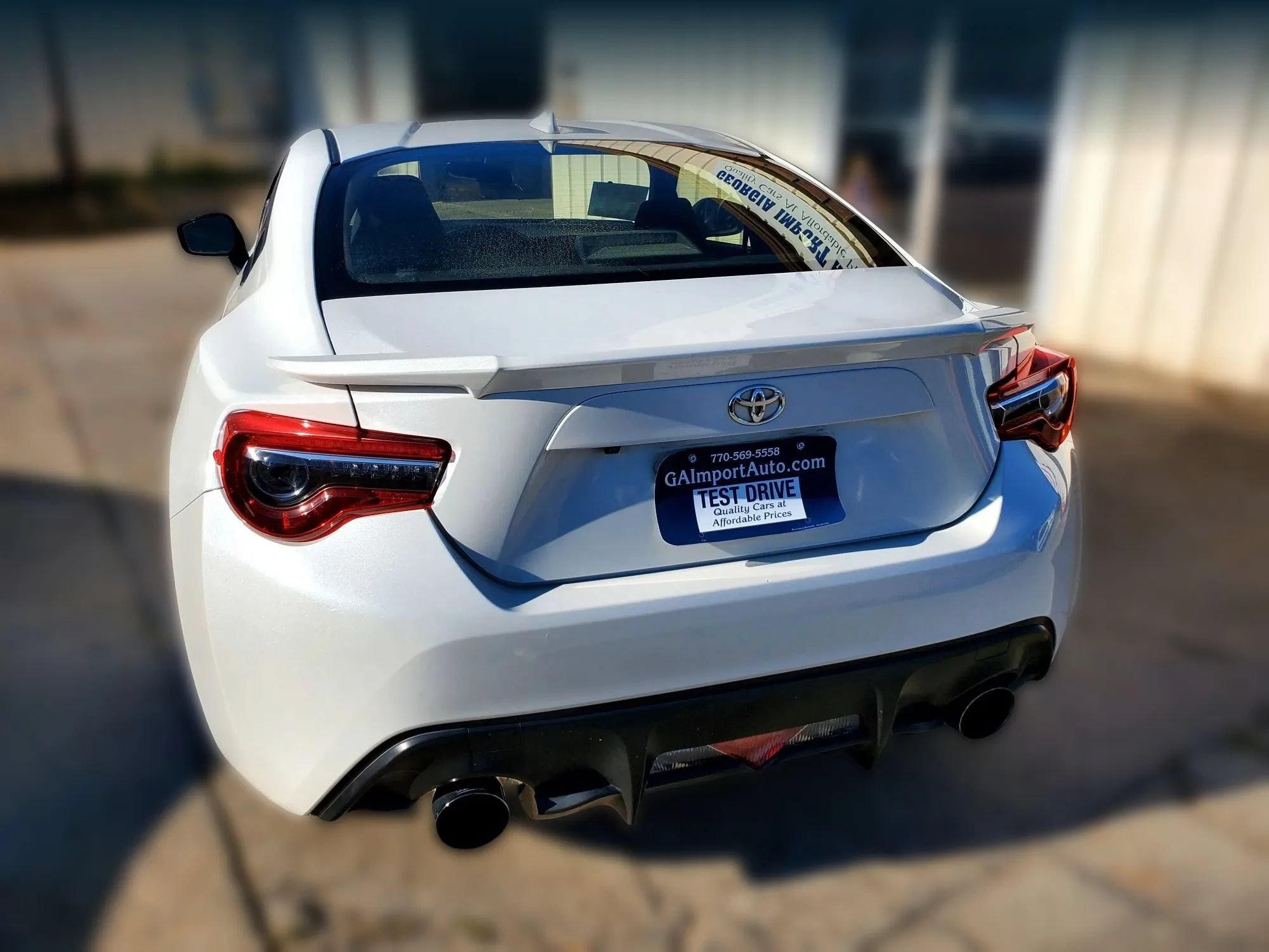 Used 2017 Toyota 86 RWD image 10