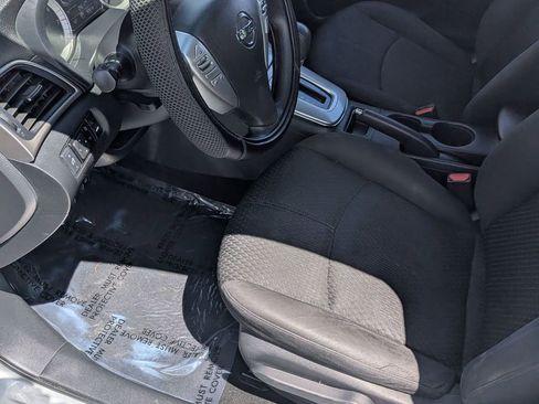 Used 2013 Nissan Sentra SR FWD image 14