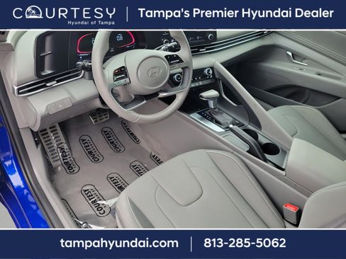 Certified 2025 Hyundai Elantra Sport image 19