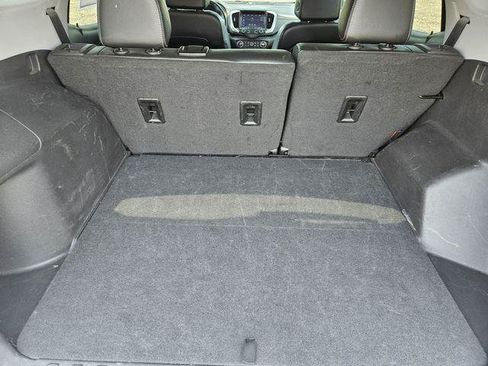 Used 2024 GMC Terrain SLT AWD/4WD image 13