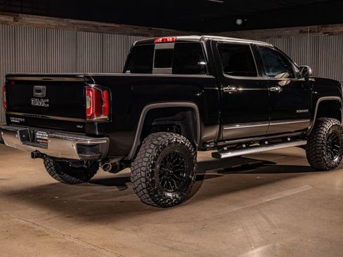 Used 2018 GMC Sierra 1500 SLT image 10